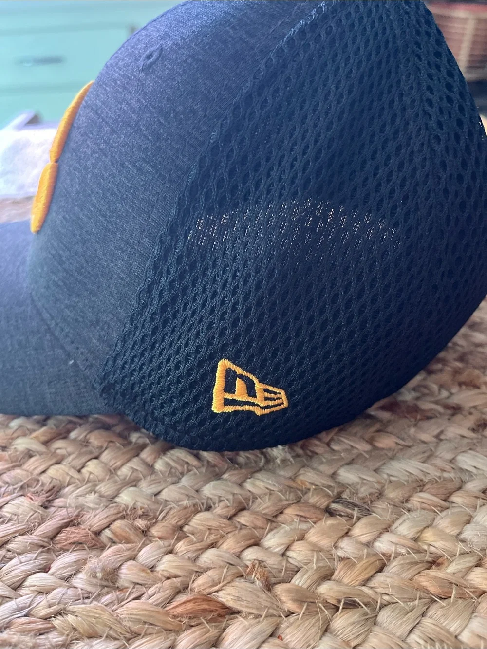 New Era Kids' Black Cap with Yellow Hawkeye Logo